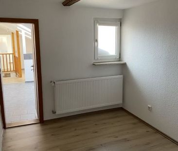 3 Zimmer EG-Wohnung mit separaten Eingang und Terrasse - Photo 4