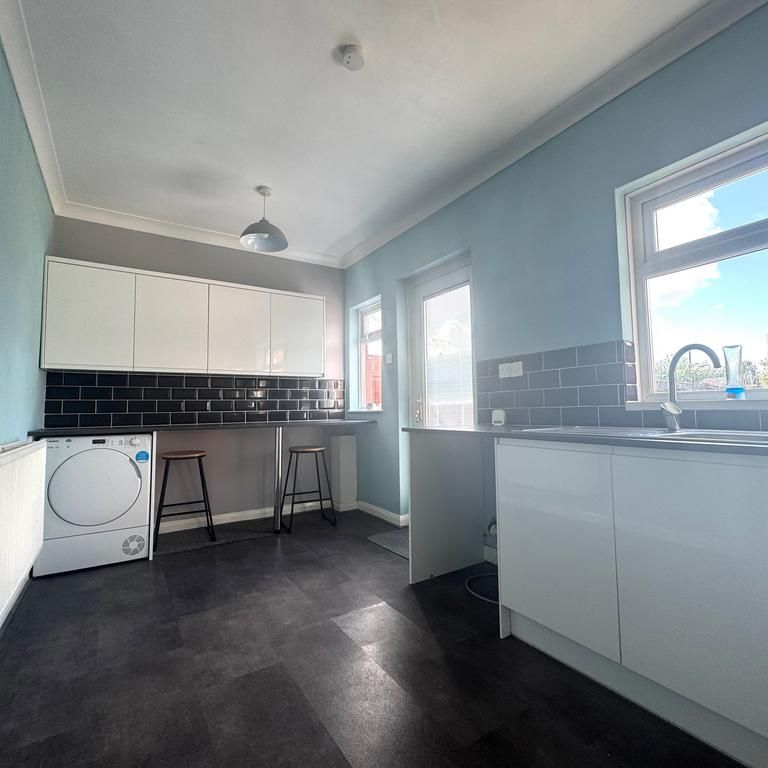 3 bedroom house to rent - Photo 1