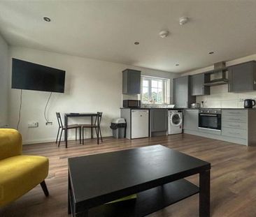 2 Bed Apt For Rent, Pipersfield, 16 Comber Road, Belfast, BT16 5AB - Photo 1