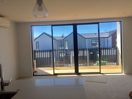 Pine Harbour Living - Photo 3