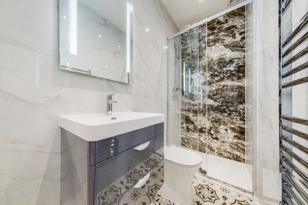 Bushey Grove Road, Bushey, London, WD23 - Photo 2