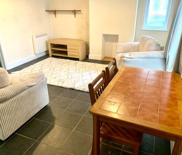 Bitterne, So18 - Photo 4