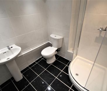 Broomfield Terrace, Burley, LS6 3DQ, Leeds - Photo 2