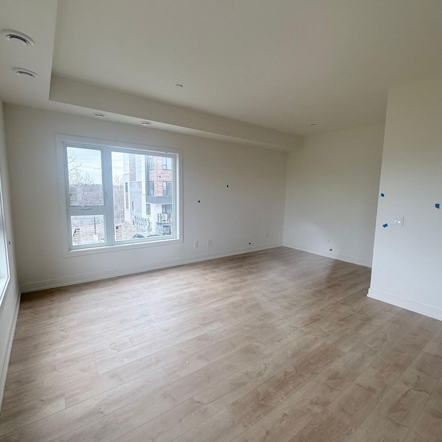 For Lease - 16 Melbourne Avenue Unit# 320B, St. Catharines, Ontario - Photo 1