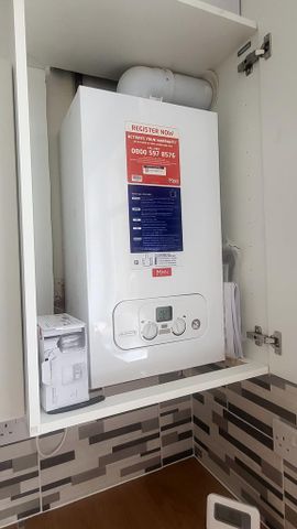 2 bedroom terraced house to rent - Photo 5