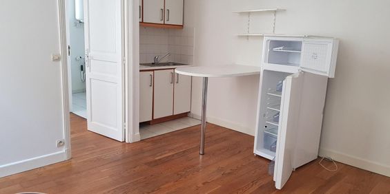 Location Appartement 2 pièces 26m² VERSAILLES 78000 - Photo 3