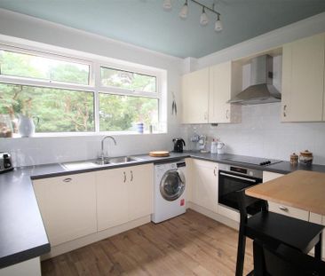 2 bedroom apartment to rent - Photo 6