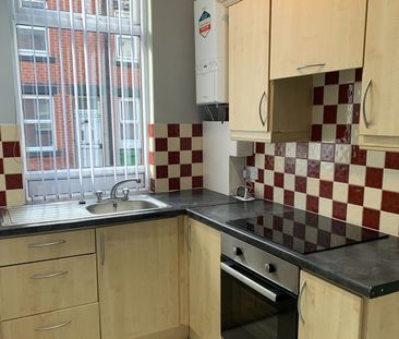 2 Bed Terraced House, Noster Street, LS11 - Photo 4
