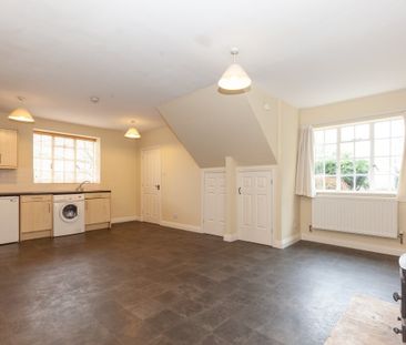 Southfields Place, Blakesley - Photo 4