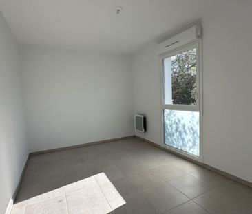 Location Appartement 2 pièces 42m² CASTELNAU LE LEZ 34170 - Photo 3