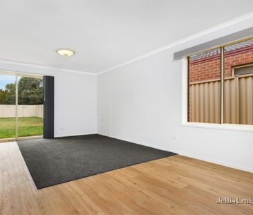 1/21 Bradby Avenue, Mount Clear - Photo 2