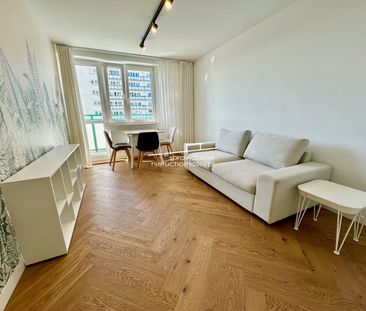 PO REMONCIE, 2-pok. - Metro Pola Mokotowskie przy SGH - Photo 1