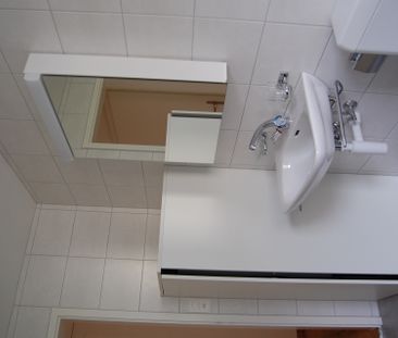 3 1/2-Zimmer-Wohnung Hochparterre rechts - Photo 4