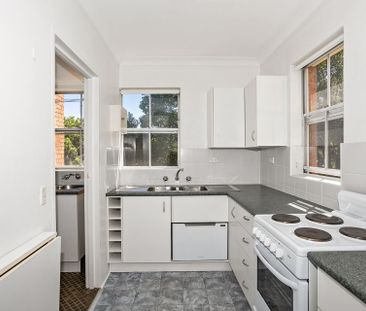 Spacious One-Bedroom Apartment in a Convenient Location - Photo 3