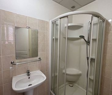 Location Appartement 2 pièces 65m² - Photo 4