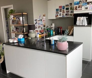 Appartement te huur in Gent voor € 980 met 1 slaapkamer - foto 2