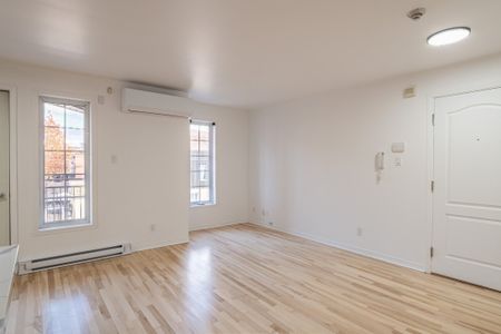 2511 Boul. De Maisonneuve E., H2K 2G3, H2K 2G3, Montréal - Photo 2