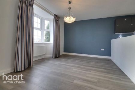 5 bedroom detached house to rent - Photo 4