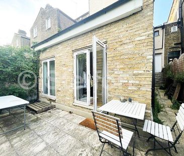 3 bedroom flat to rent - Photo 1