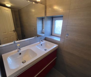 Magnifique maison villageoise de 5.5 pièces sur plusieurs niveaux a... - Photo 2