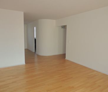 3.5 Zimmer, 75 m², 1. Stock - Photo 3