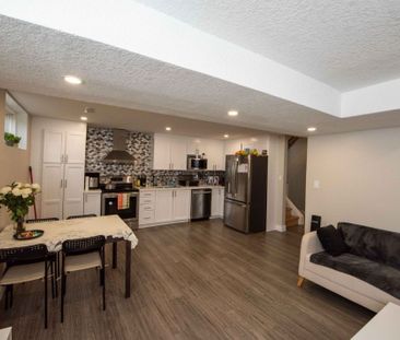 For Lease - 34 Peach Blossom Crescent Unit# 2, Kitchener, Ontario - Photo 2