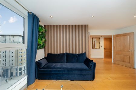 2 Bed Flat, Aspect Court, SW6 - Photo 2