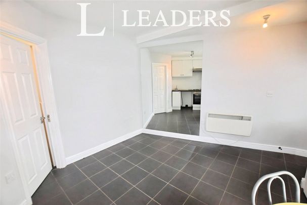 1 bedroom apartment to rent South Street, Bishops Stortford, CM23 - Photo 1