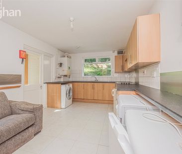 6 bedroom terraced house to rent - Photo 3