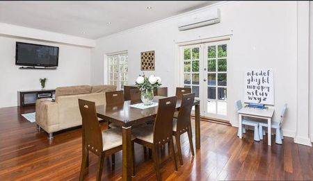 102 Monash Avenue, Como WA 6152 - Photo 3