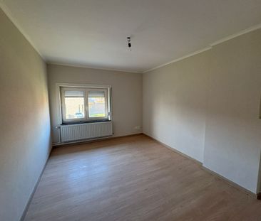 Instapklare gezinswoning met 3 slpk en tuin in Nieuwerkerken - Photo 5