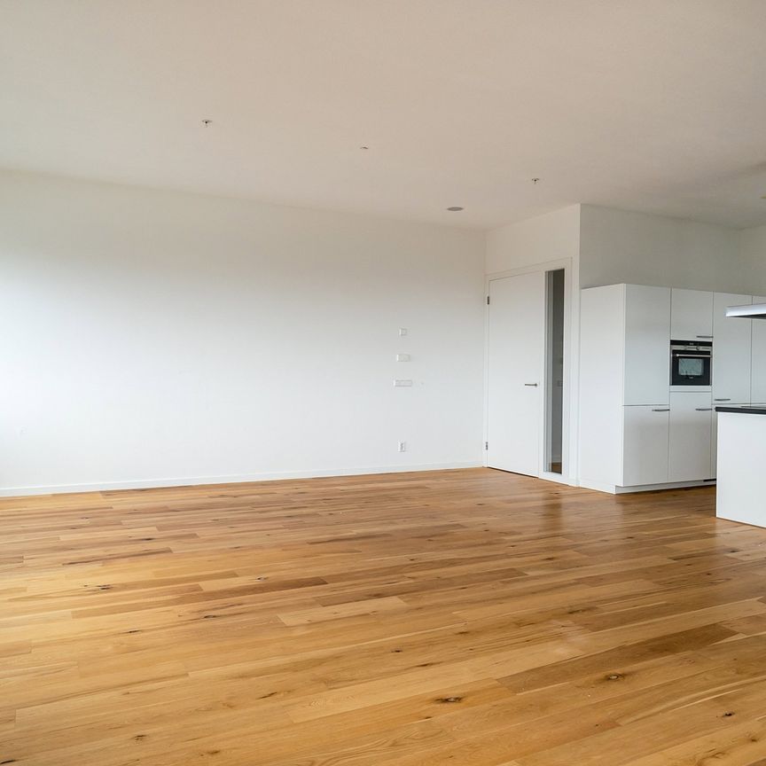 Van Der Hoevenplein, 14, Rotterdam - Photo 1