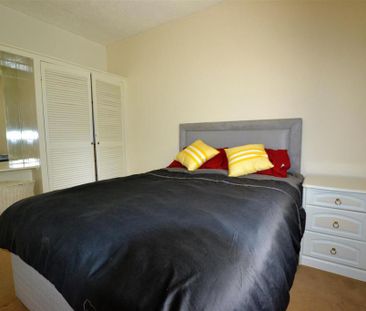 4 bedroom house to rent - Photo 5