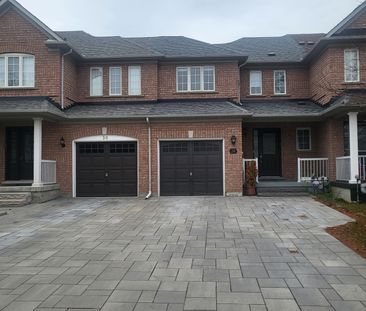 For Lease - 28 spring valley Court, Brampton, Ontario - Photo 2