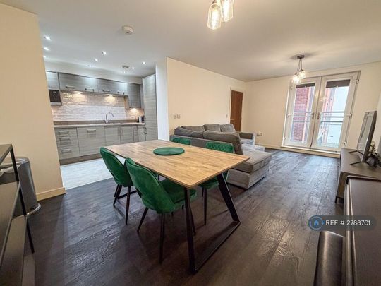 1 bedroom flat to rent - Photo 1