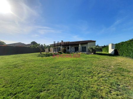 A LOUER - LE THOR VILLA - 4 pièce(s) 132.52m² - Photo 5