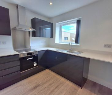 Catherine House, Waterlooville - Photo 1