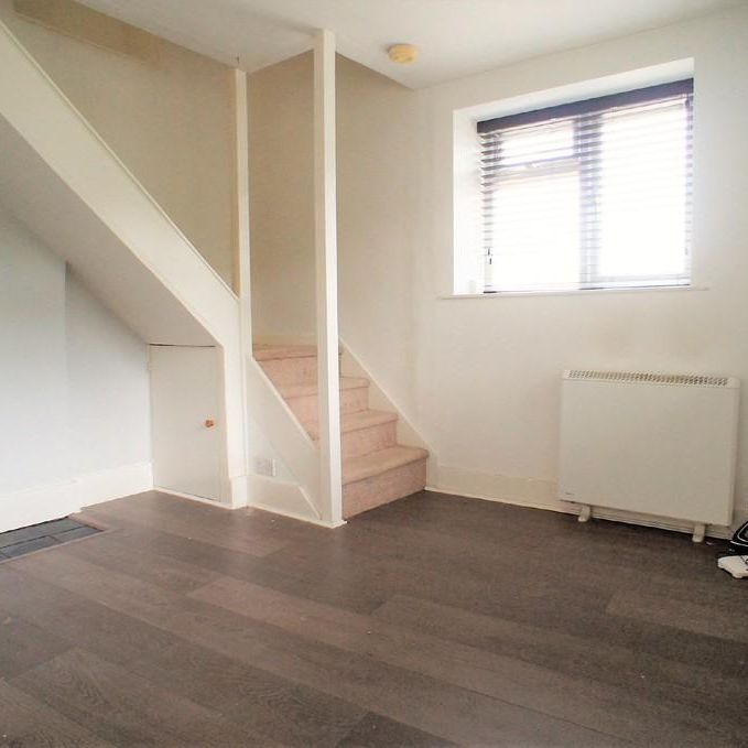 2 bedroom semi-detached house to rent - Photo 1