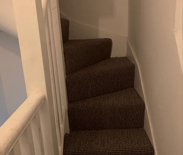 Second Floor Studio Flat close to Newbury Park station - £775 pcm - Photo 2