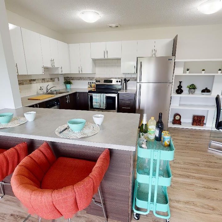 1394 Highgate Rd, Centrepointe, Ottawa, ON - Photo 1