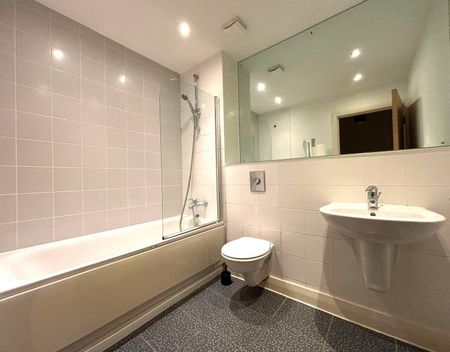 2 bedroom apartment to rent - Photo 4