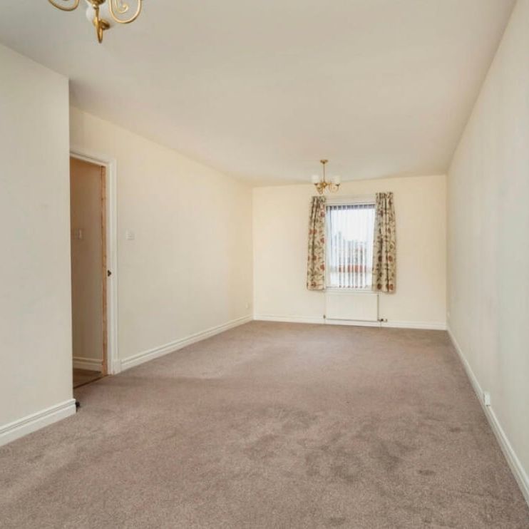 Room in a Shared Flat, West Powburn, EH9 - Photo 1