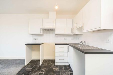 1 bedroom flat to rent - Photo 3