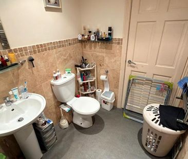 1 bedroom flat to rent - Photo 6