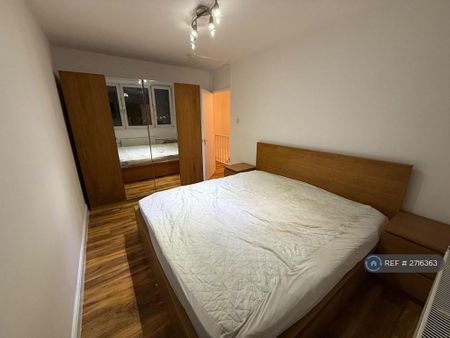 3 bedroom maisonette to rent - Photo 2