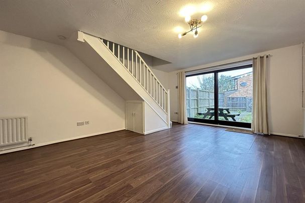 2 bedroom house to rent - Photo 1