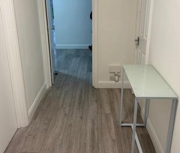 1 bedroom in a house share to rent - Photo 6