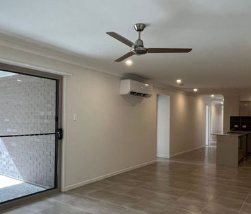 Modern Family Duplex in Park Ridge - Photo 1