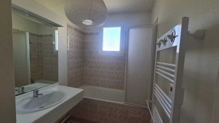 Location Appartement 3 pièces 58m² ORLEANS 45000 - Photo 4