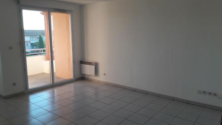 location Appartement T2 DE 39.17m² À SEILH - Photo 3